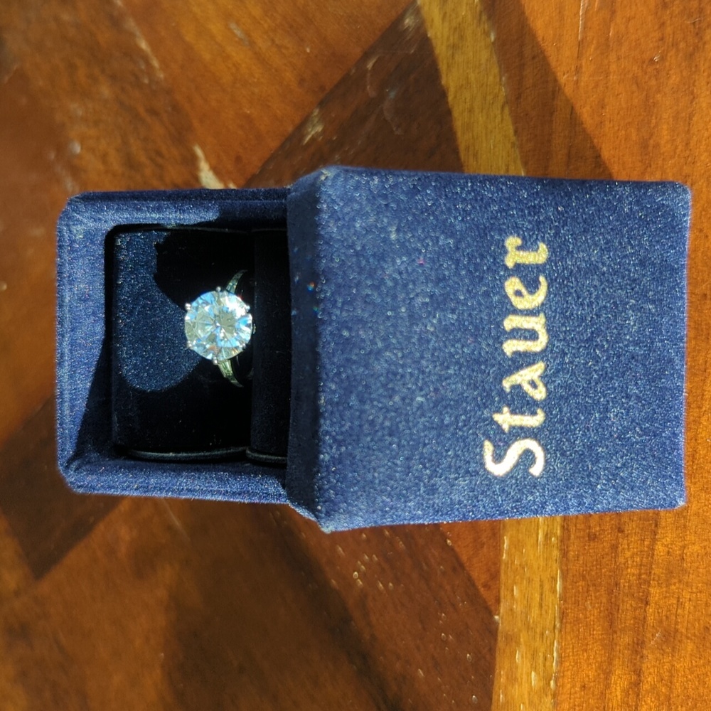 925 Silver, cubic zirconia Stauer ring in original box